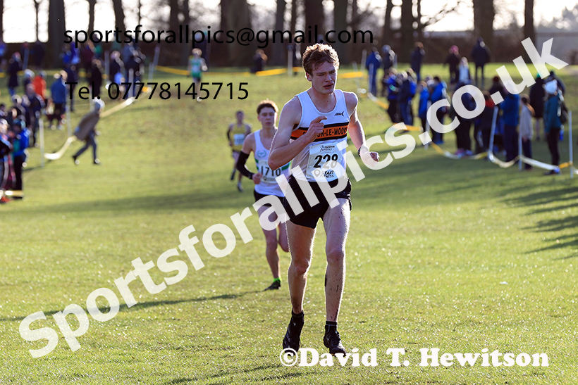 Junior mens 2025 Northern Cross Country Champs, Tatton Park, Knutsford, Cheshire. Photo: David T. Hewitson/Sports for All Pics